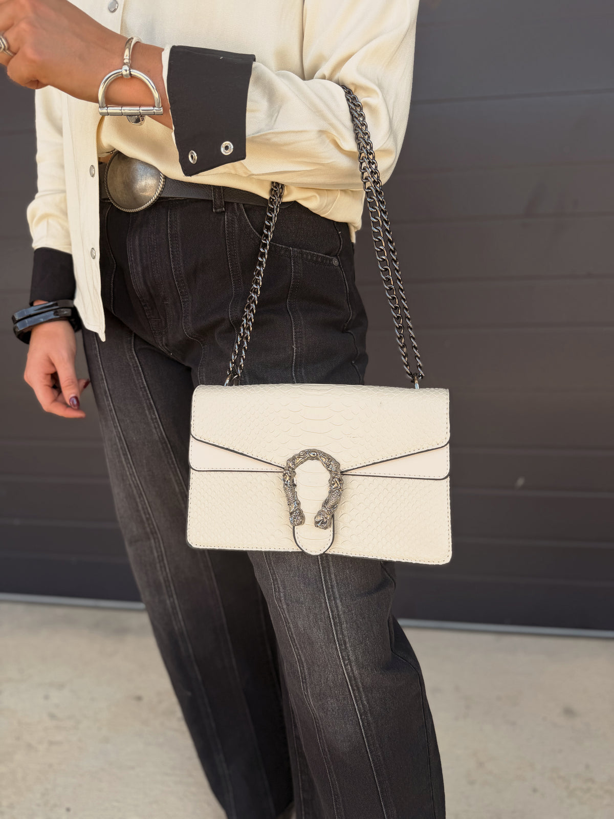 Harley Horseshoe Handbag *Beige
