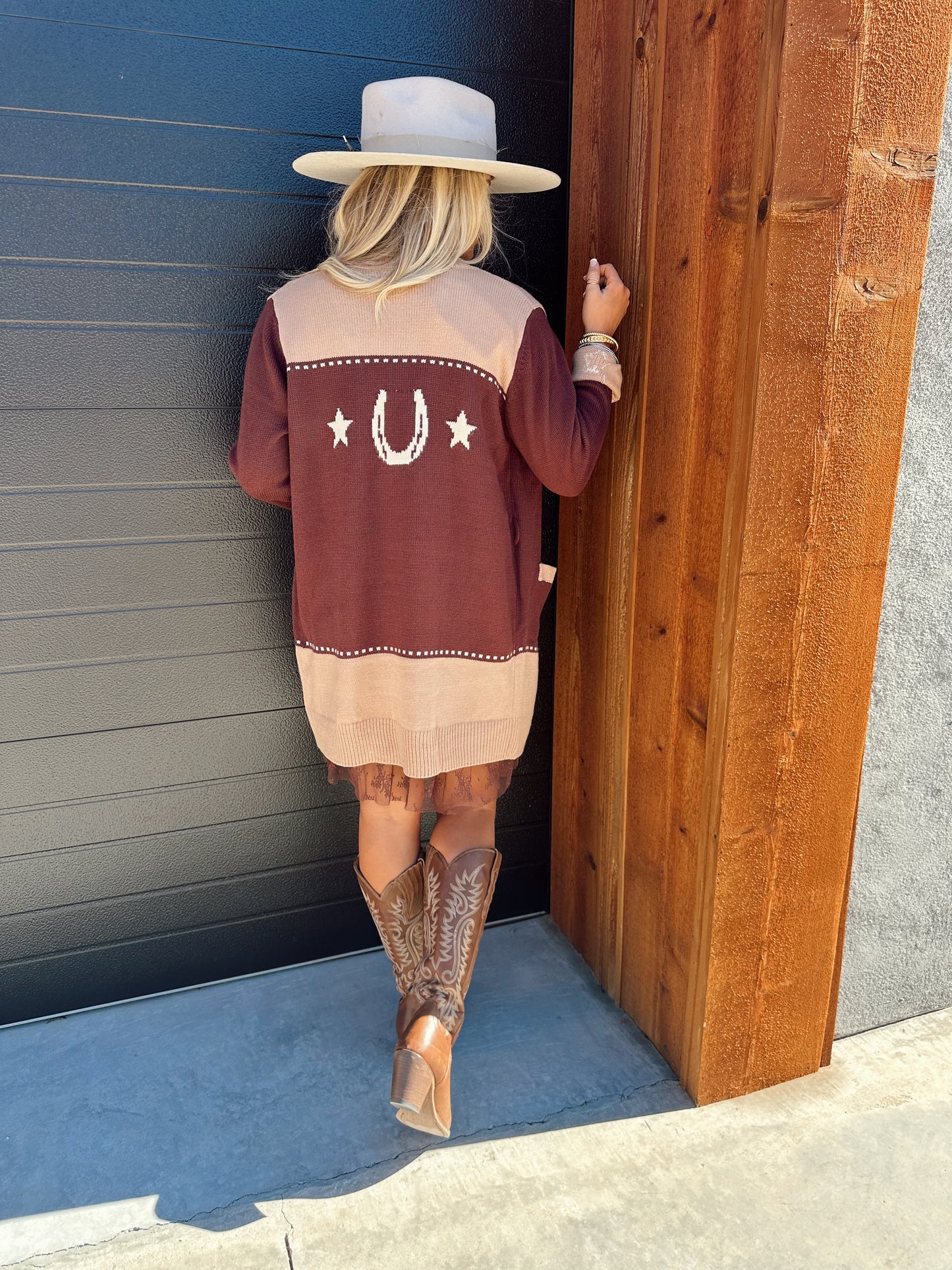 Horseshoe branch cardigan