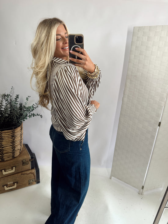 Archer Button Up