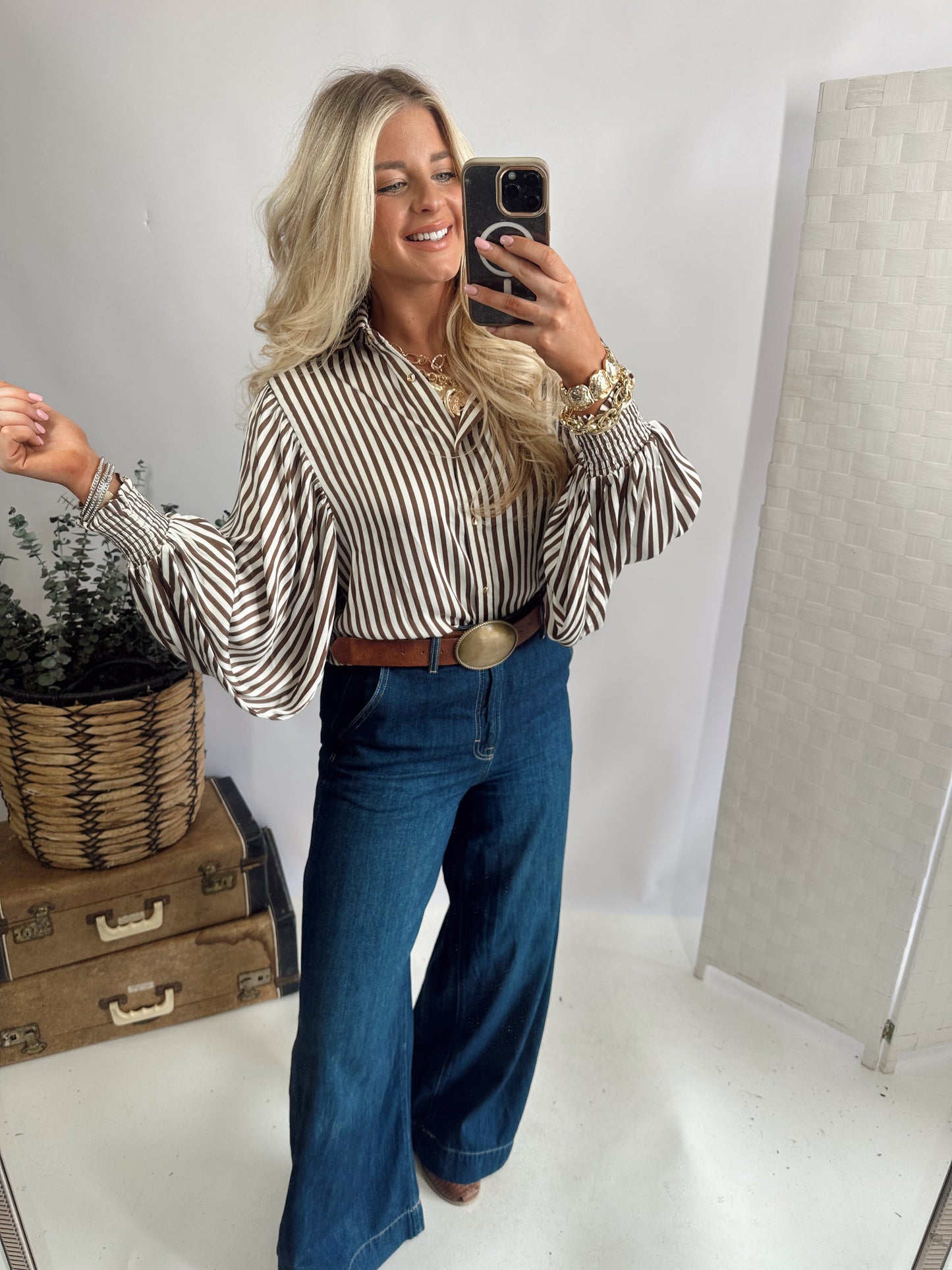 Archer Button Up