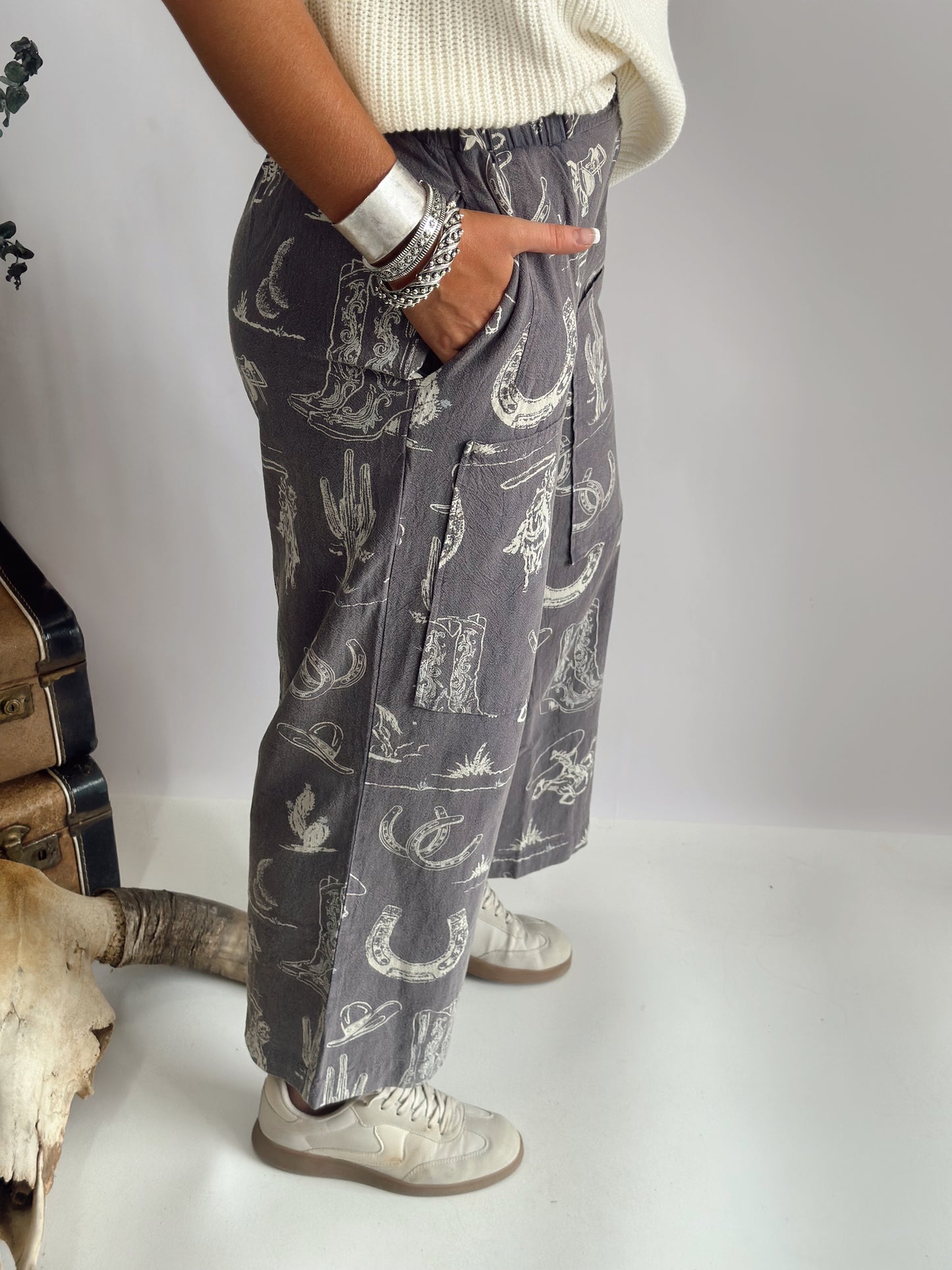 Camilla Pants