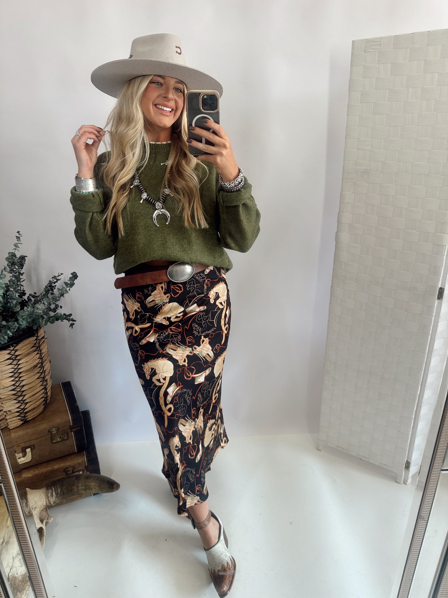 Colter Skirt