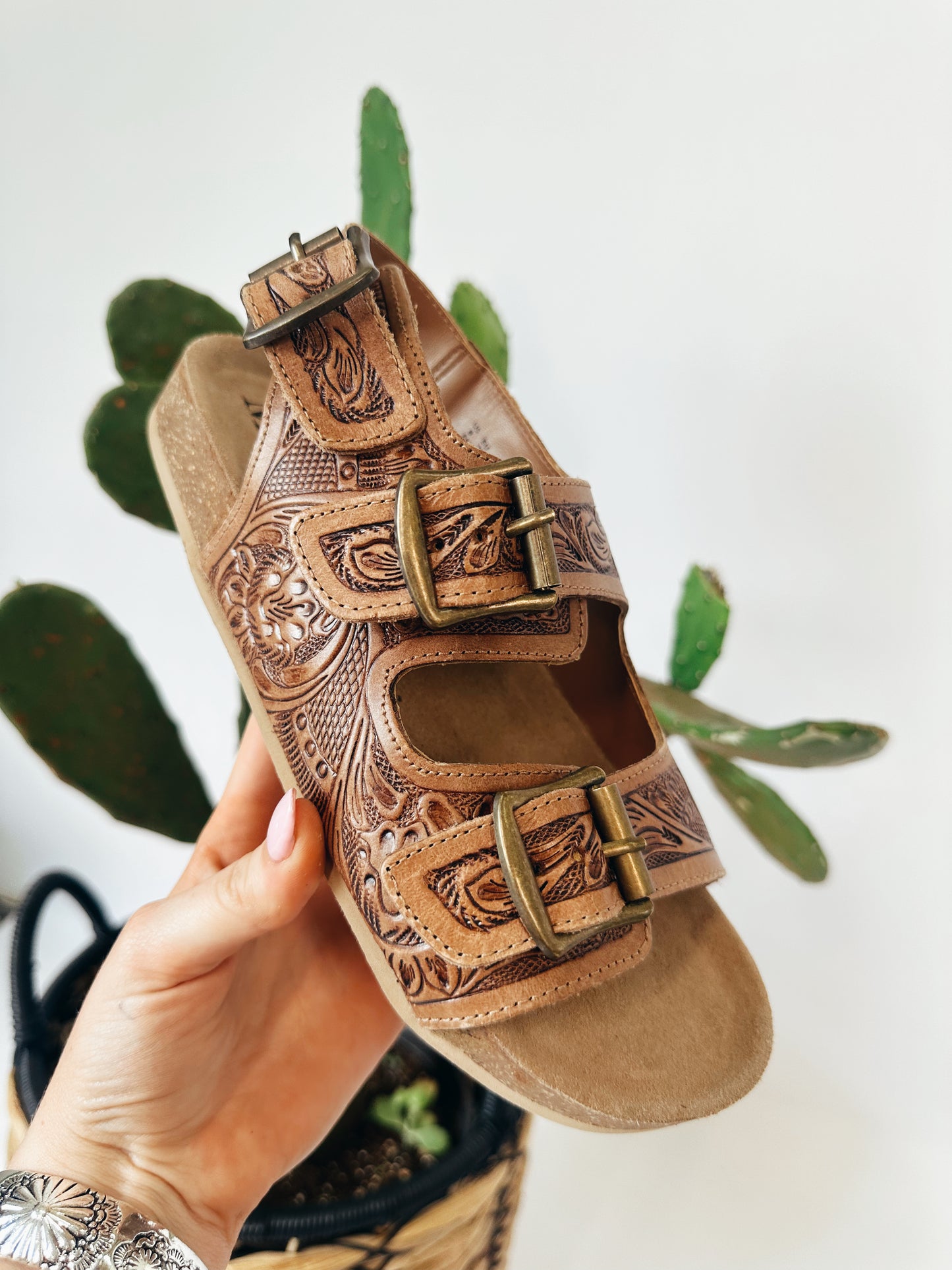 Dixon Trails Sandals