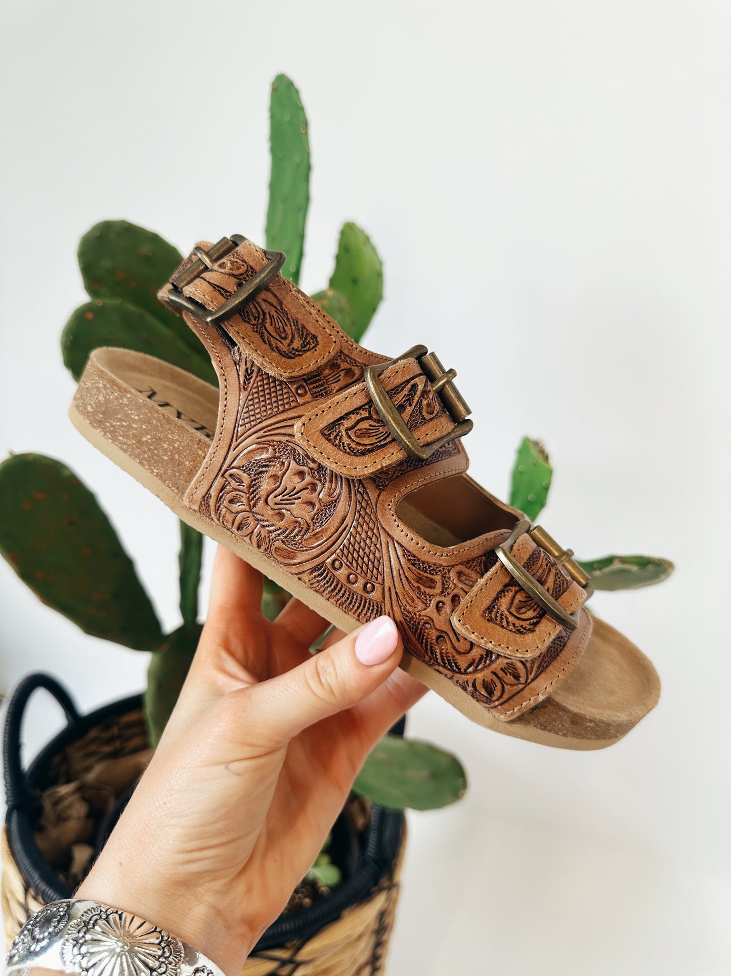 Dixon Trails Sandals