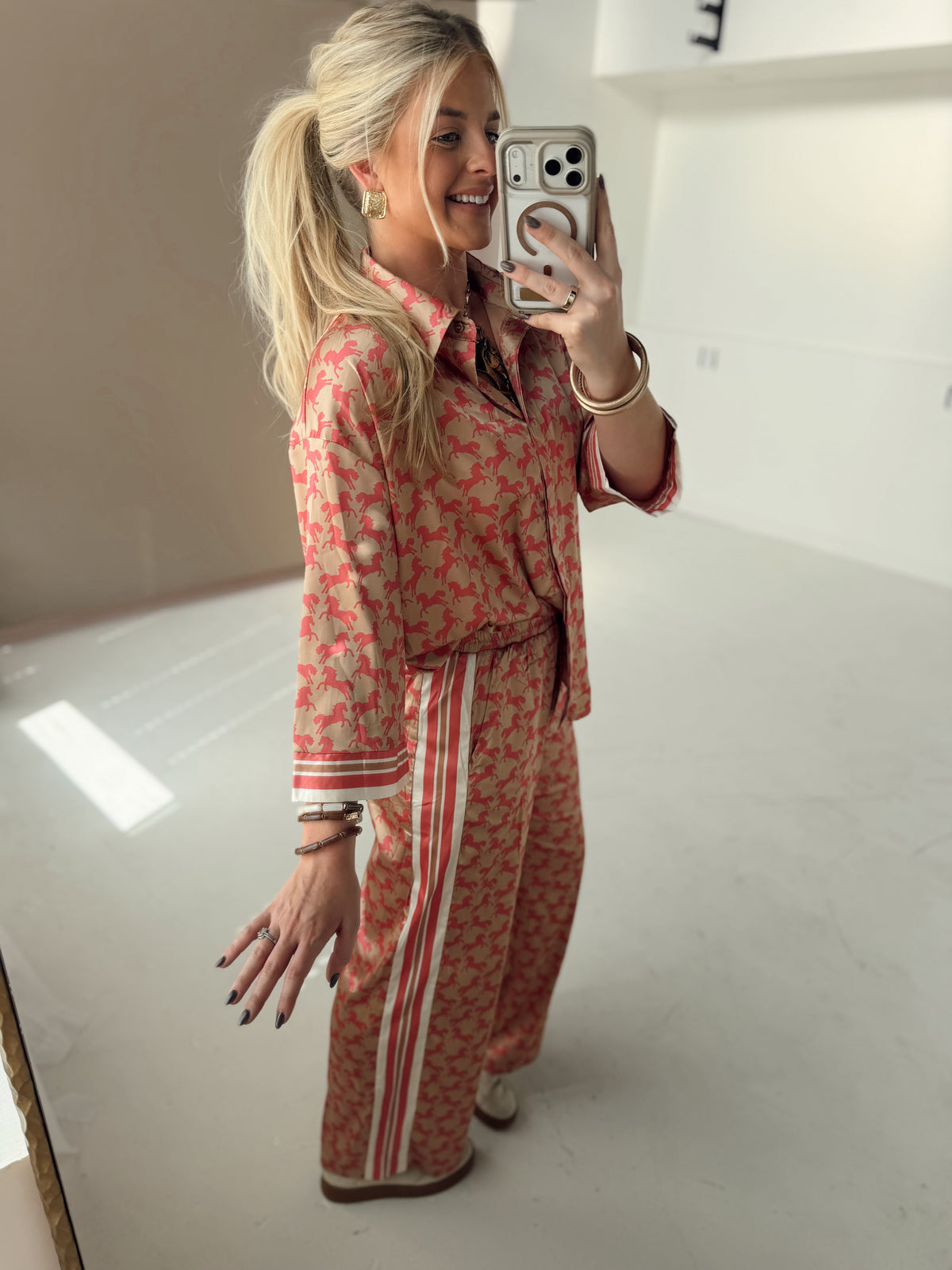 Derby Dainty Set