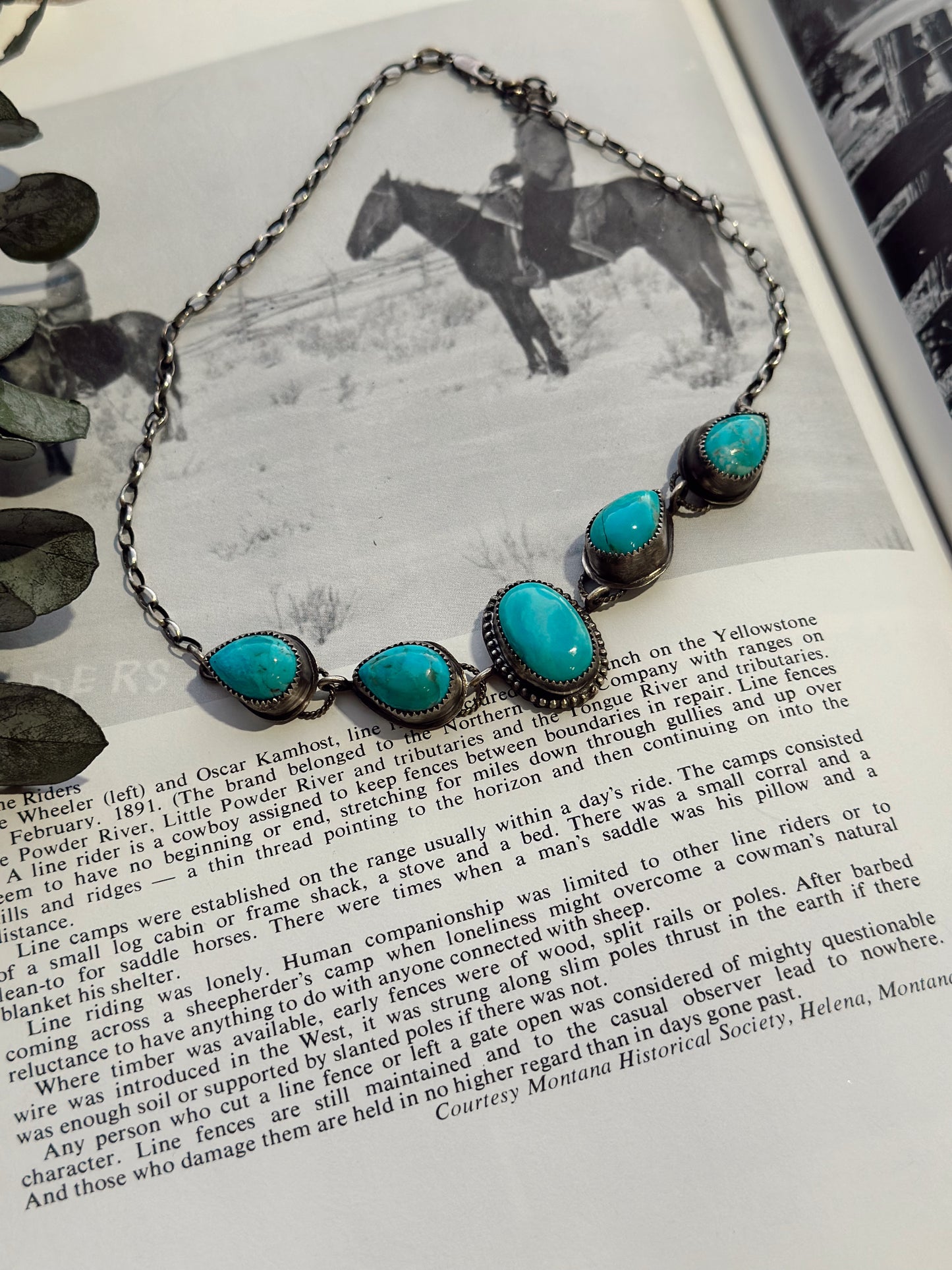 Kingman turquoise choker necklace
