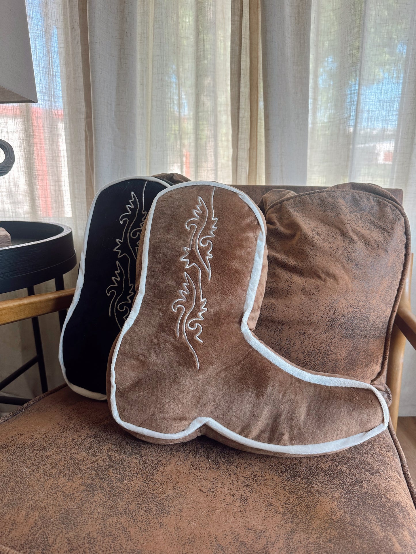 SNOOZY BOOT PILLOWS *2 Colors