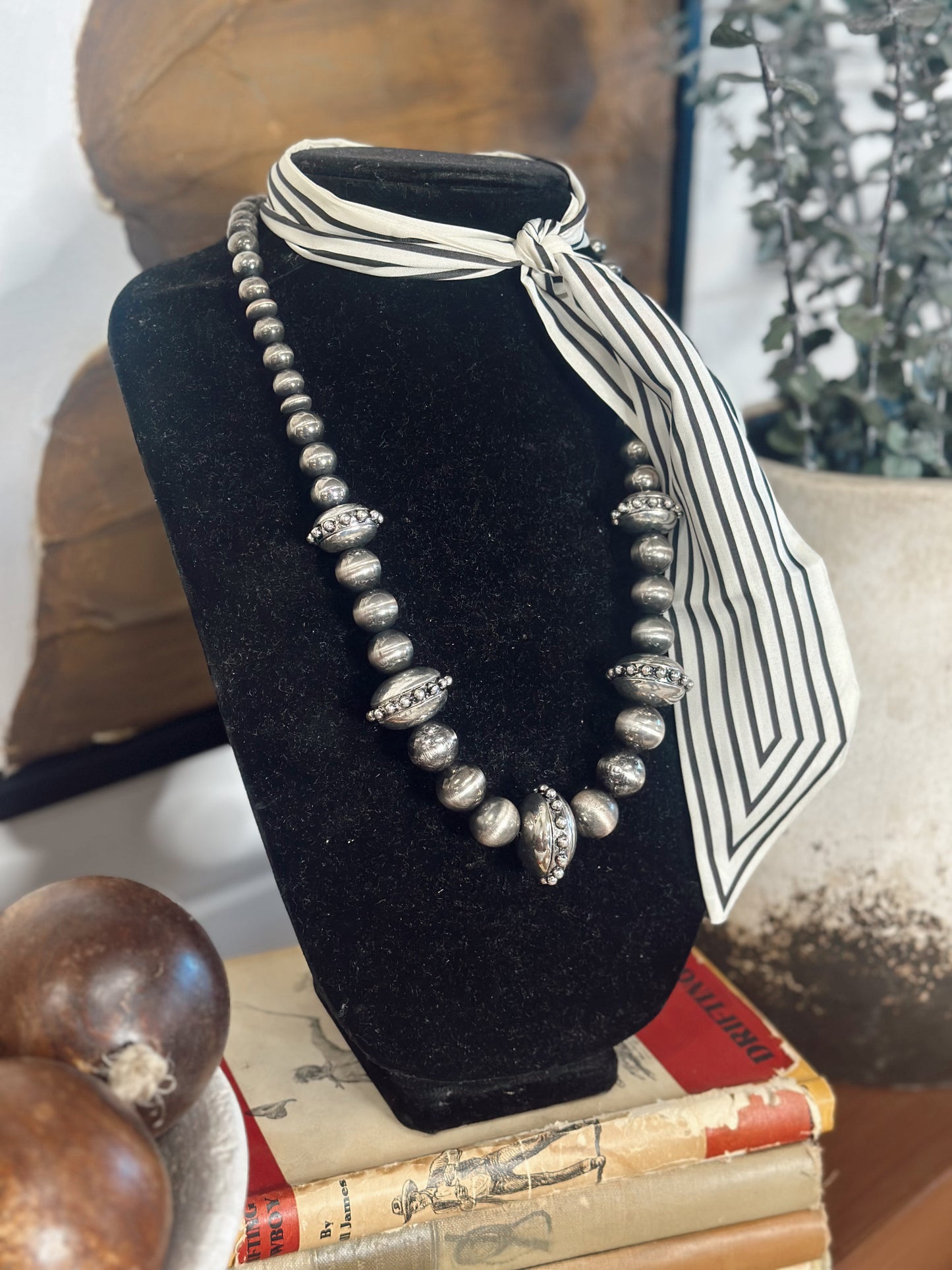 Gwen Necklace