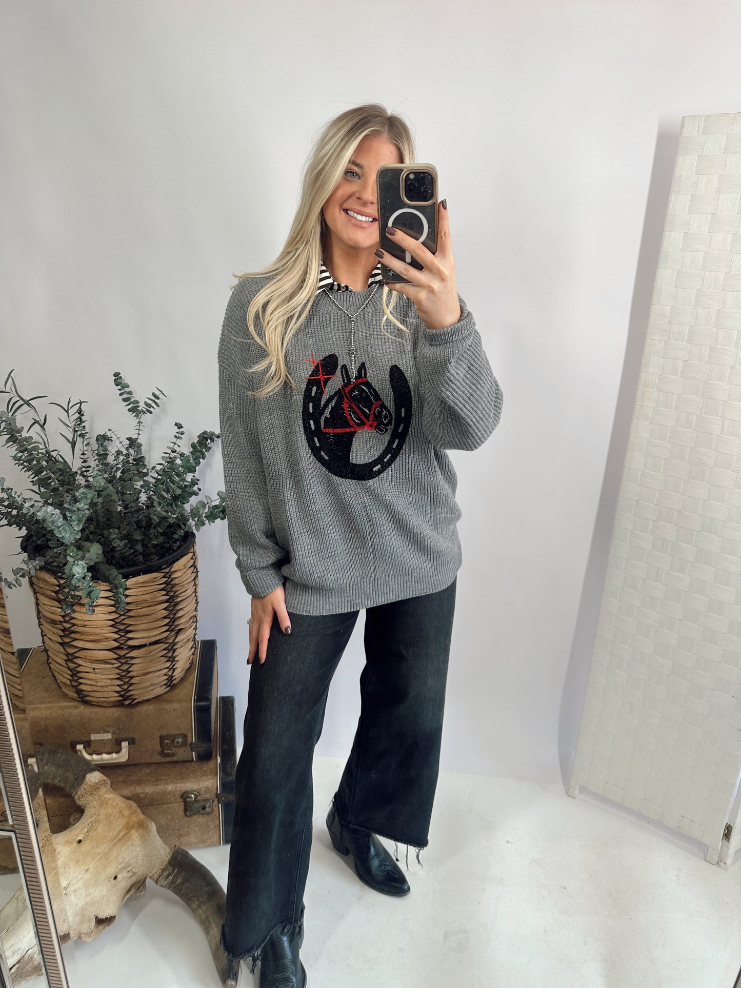 VINTAGE LUCK SWEATER *GREY