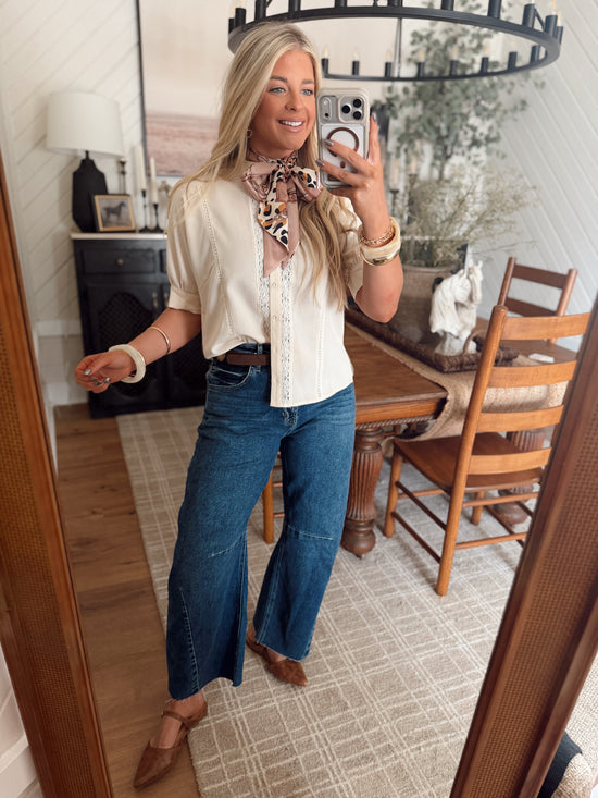 Dainty Bree Blouse