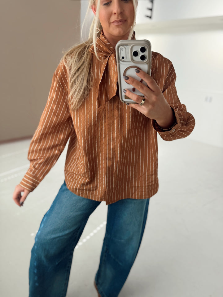 Bonnie Button Up