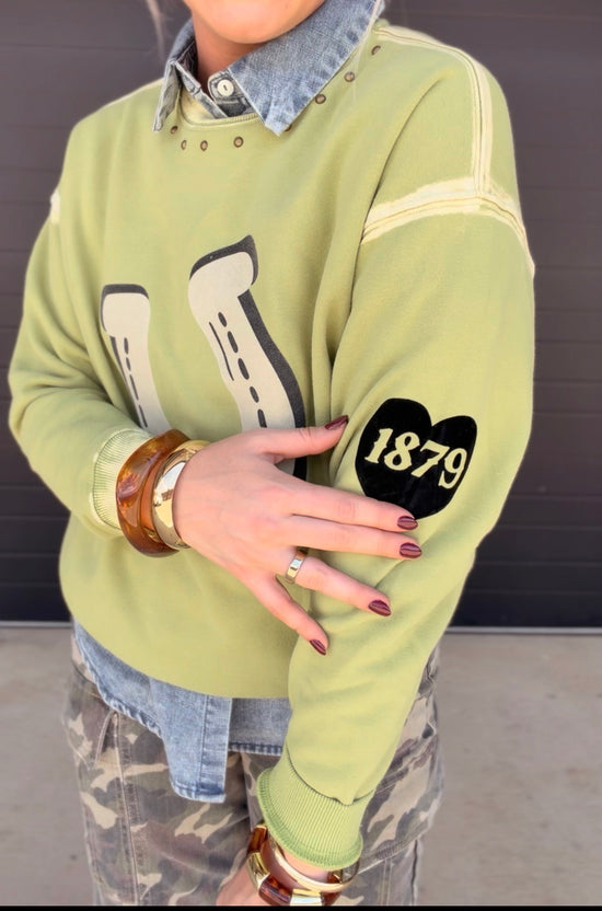 Verde Horseshoe Sweatshirt