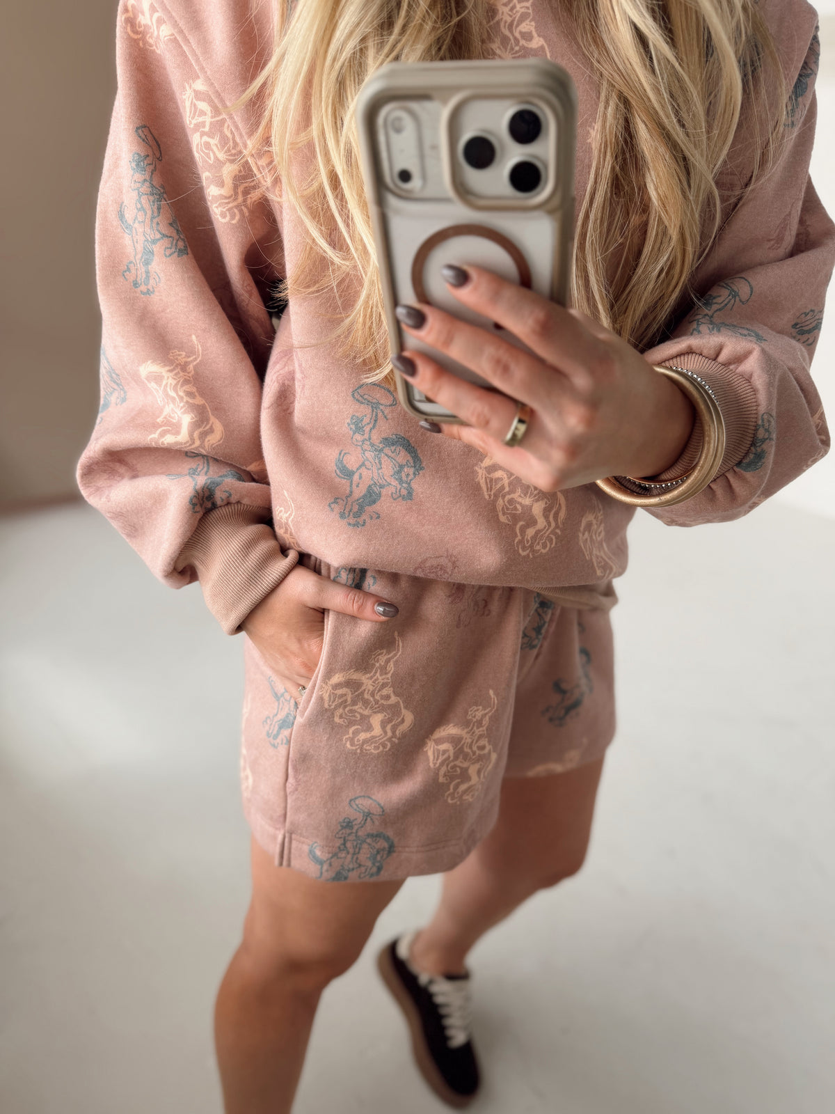 Stormy Set