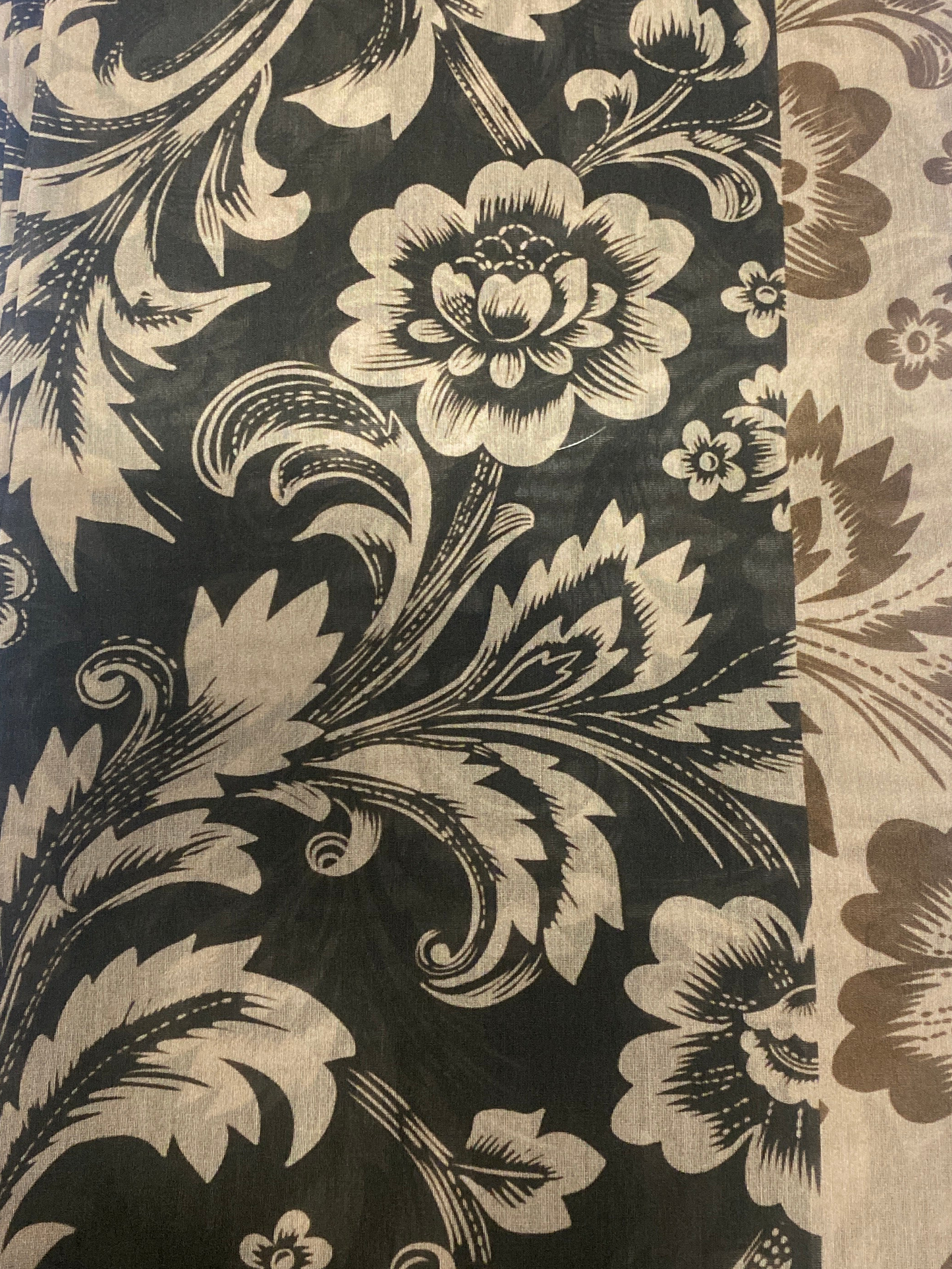 Saddle Flowers Shorty