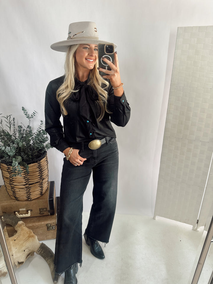 LEATHER OUTLAW TOP *MIDNIGHT