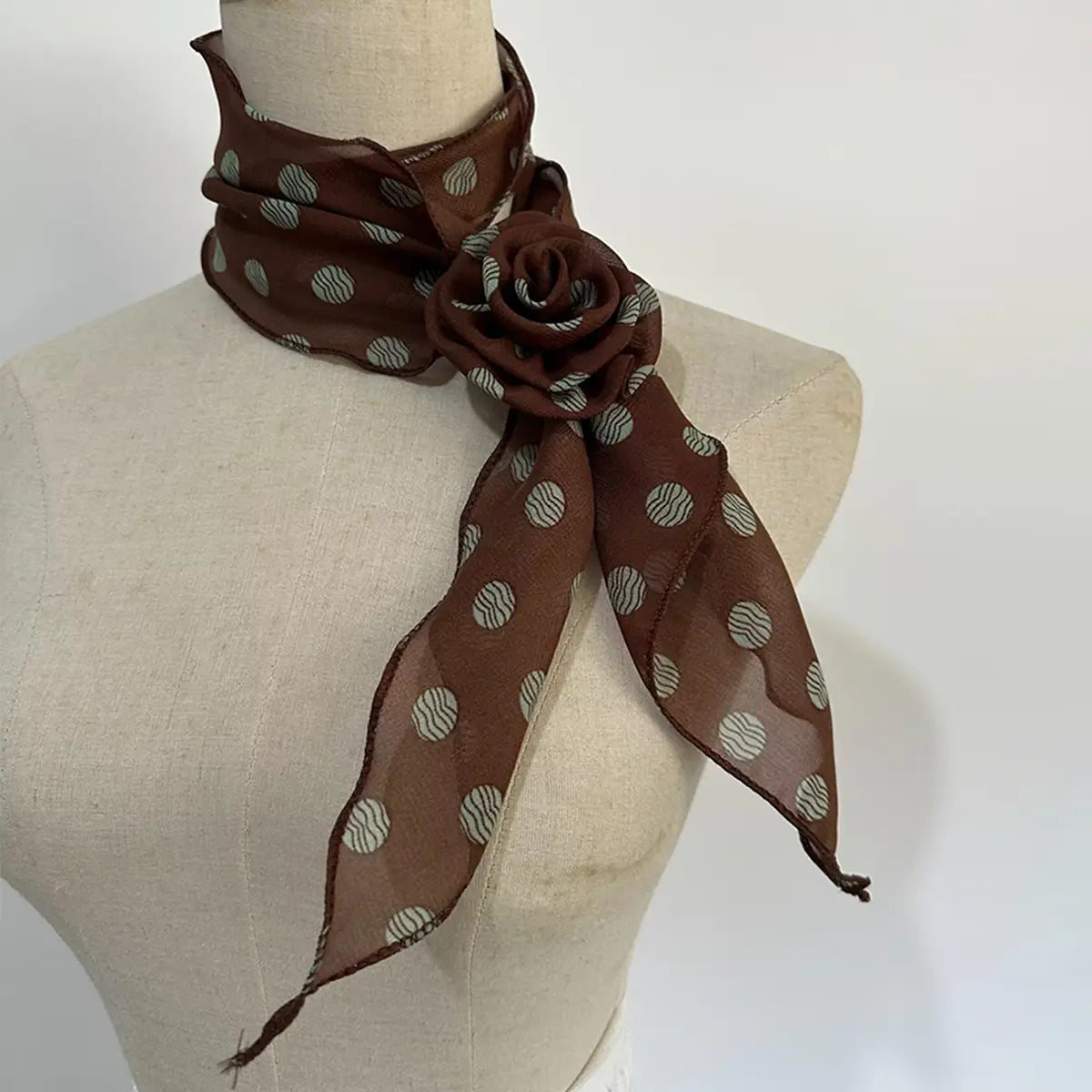 Sassy Slim Scarf *Brown