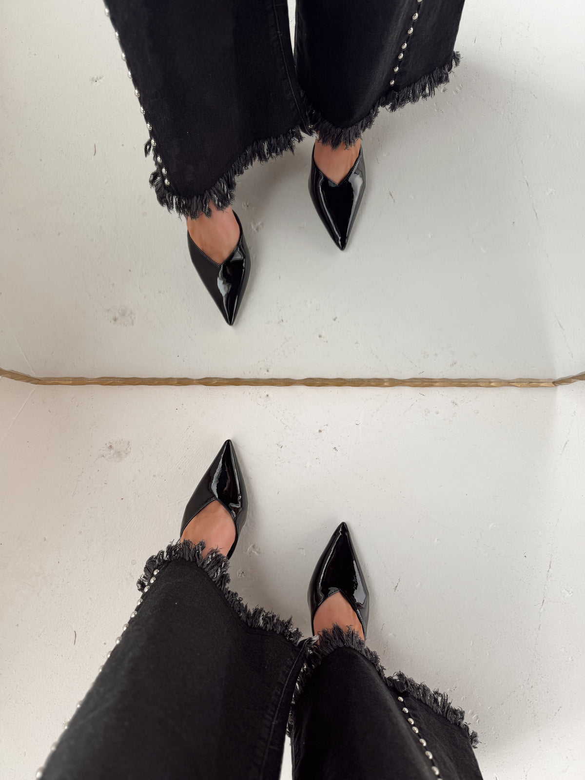 Maverick Mules Heels *Black
