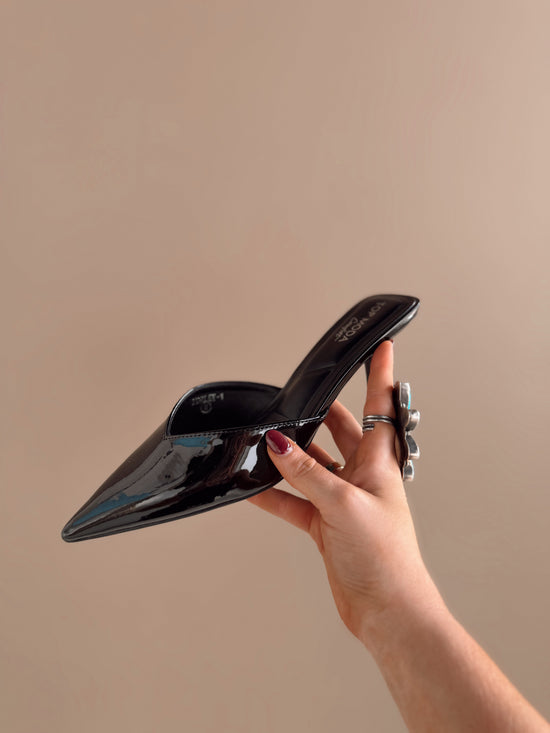 Maverick Mules Heels *Black