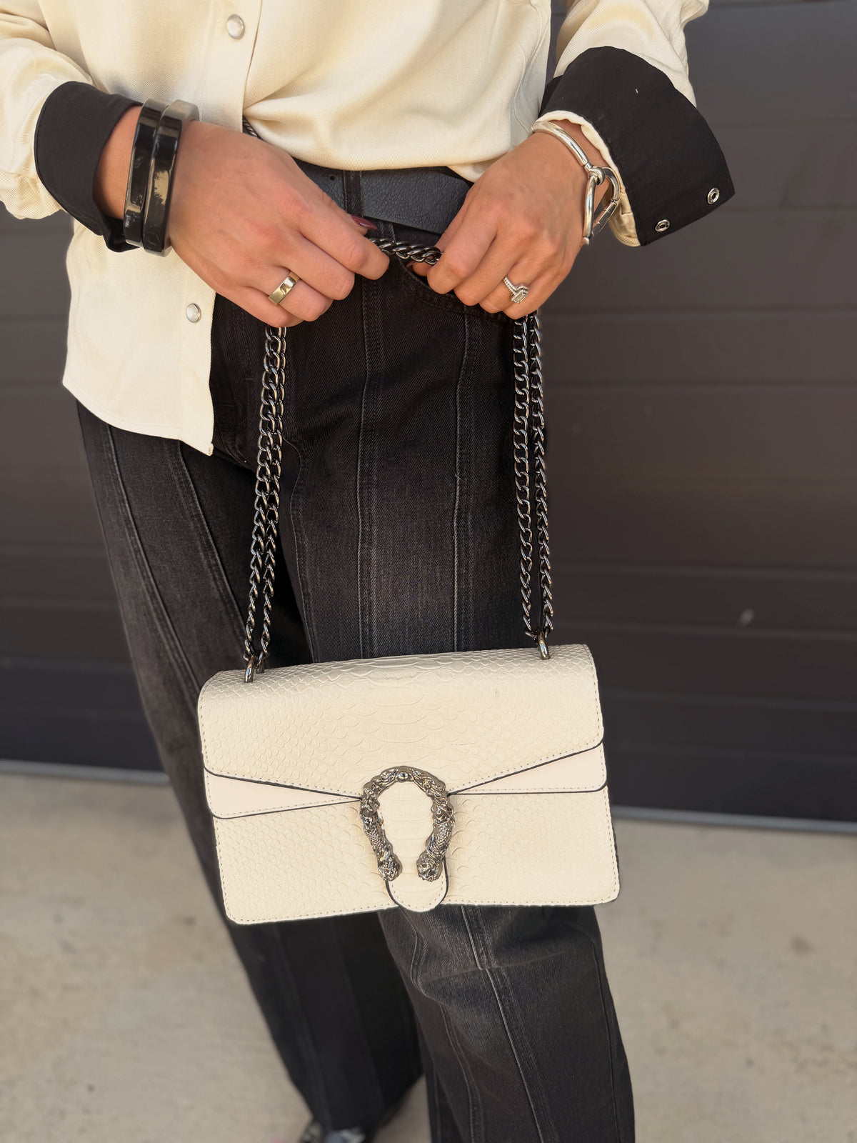 Harley Horseshoe Handbag *Beige