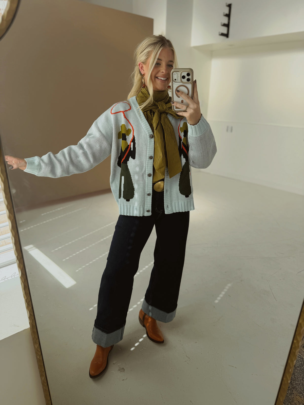 LASSO LEGEND CARDIGAN *LIGHT