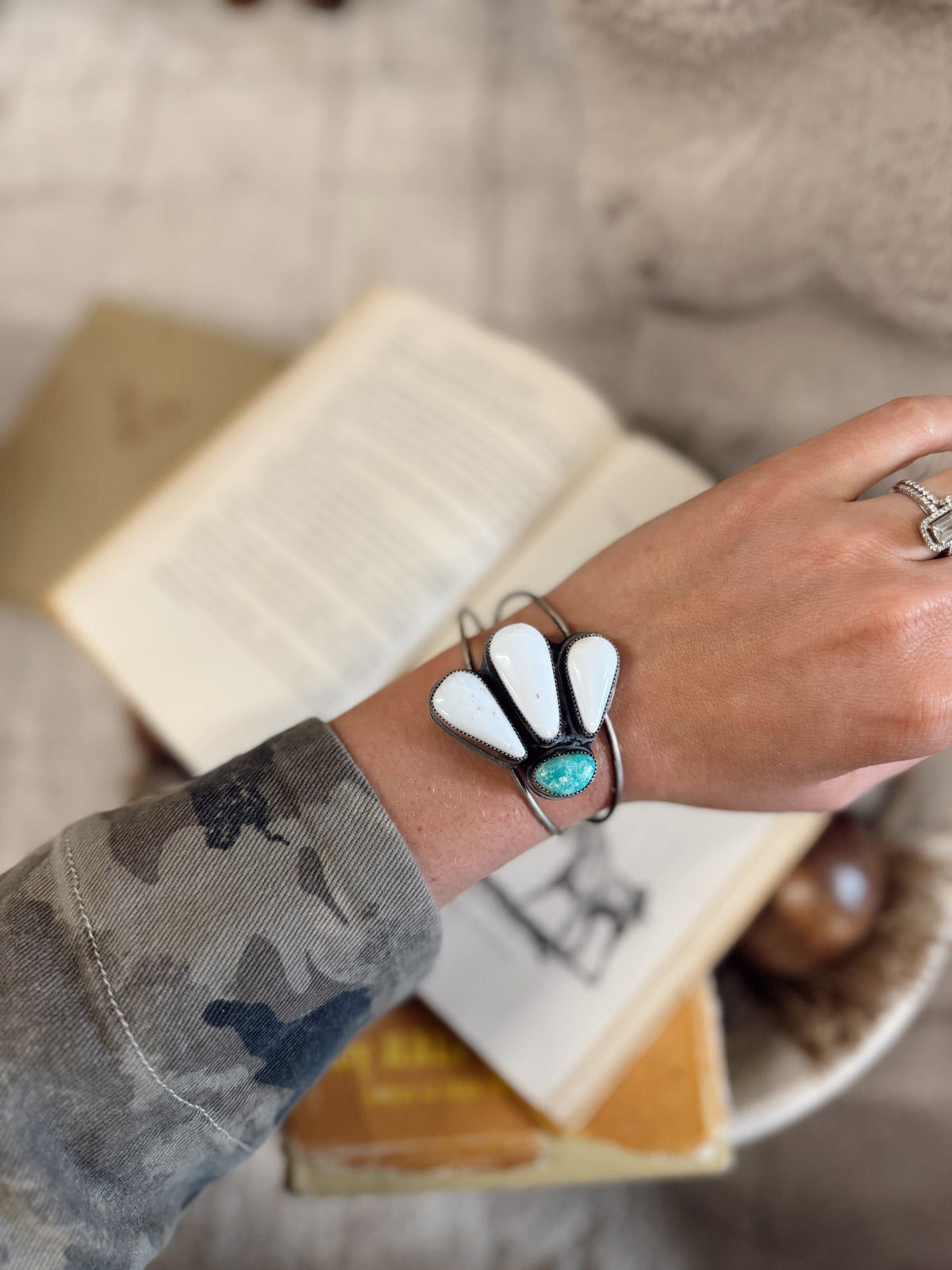 Amara Split Cuff