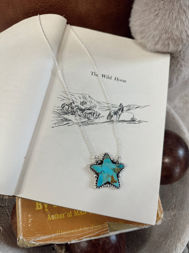Lone Star Kingman Turquoise Necklace Hada Collection