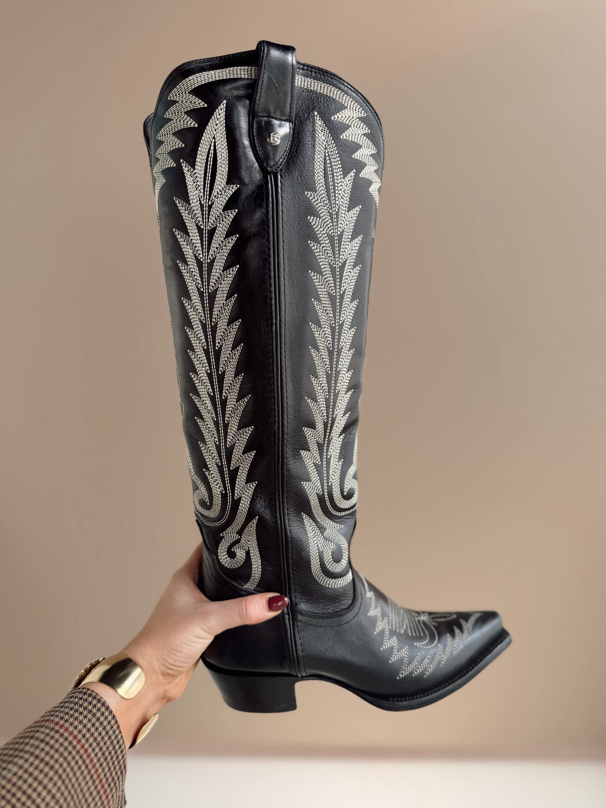 Nelly Liberty Black Mossil Negro