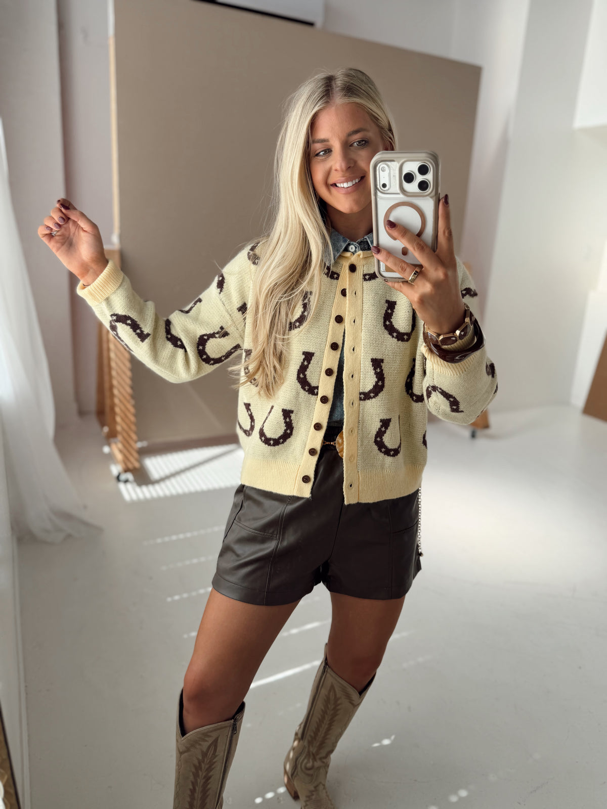 Horseshoe Cardigan