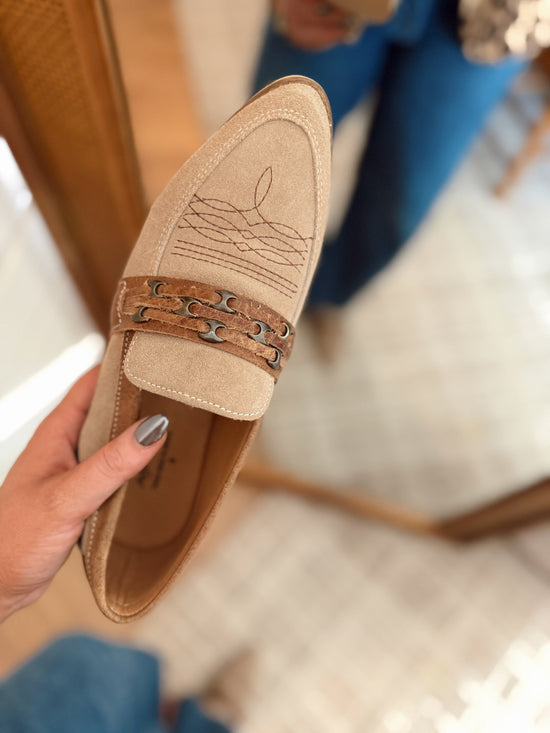 Avery Loafer