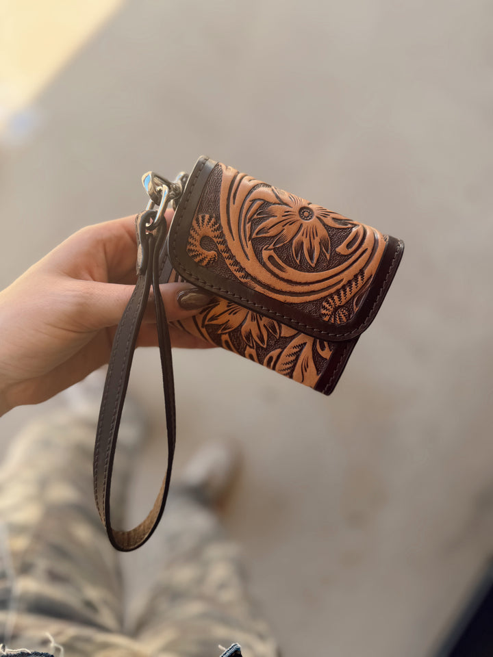 Heritage Credit Card/Coin Holder *Brown