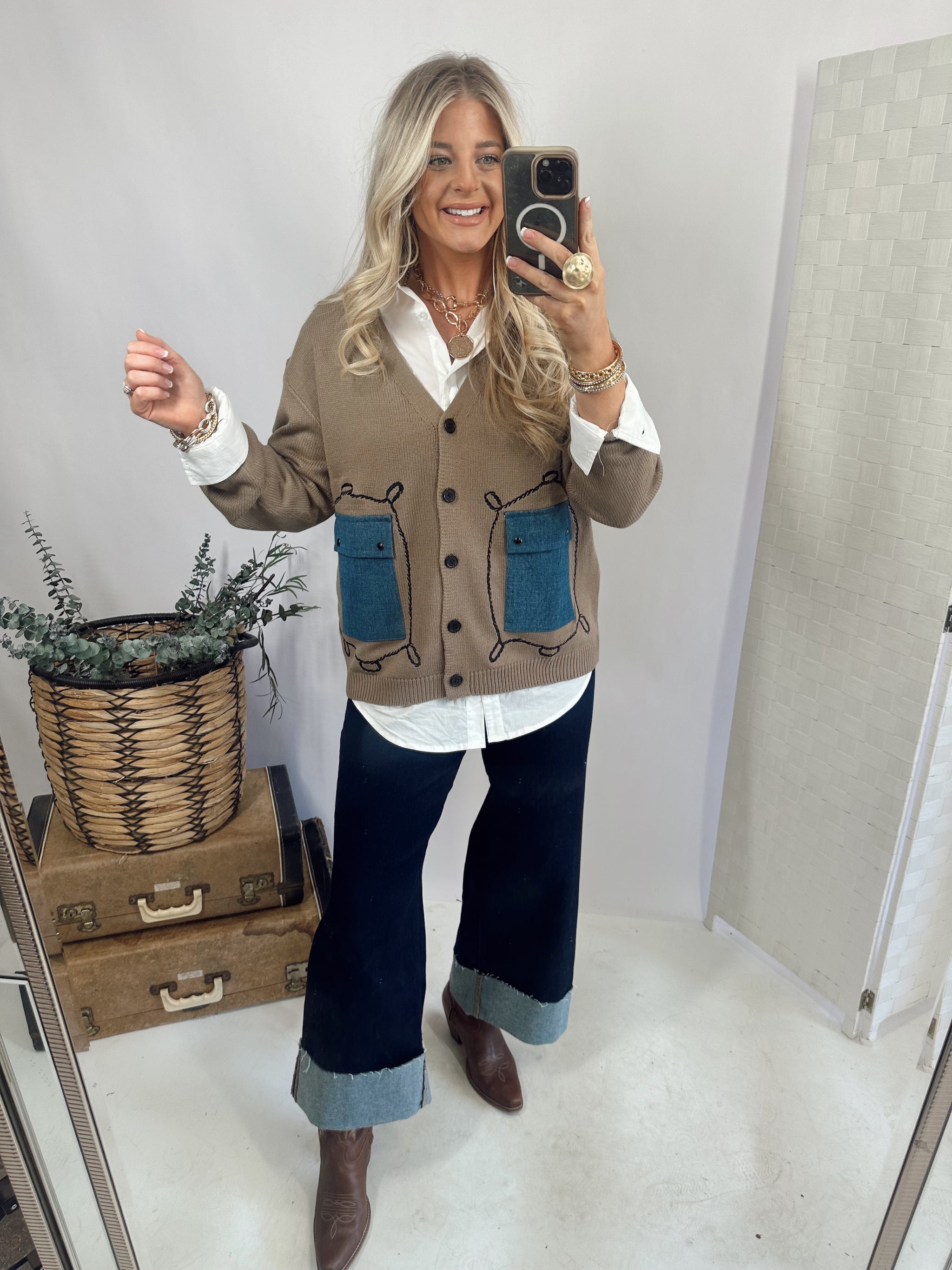 CATTLE BABE CARDIGAN *HERFY