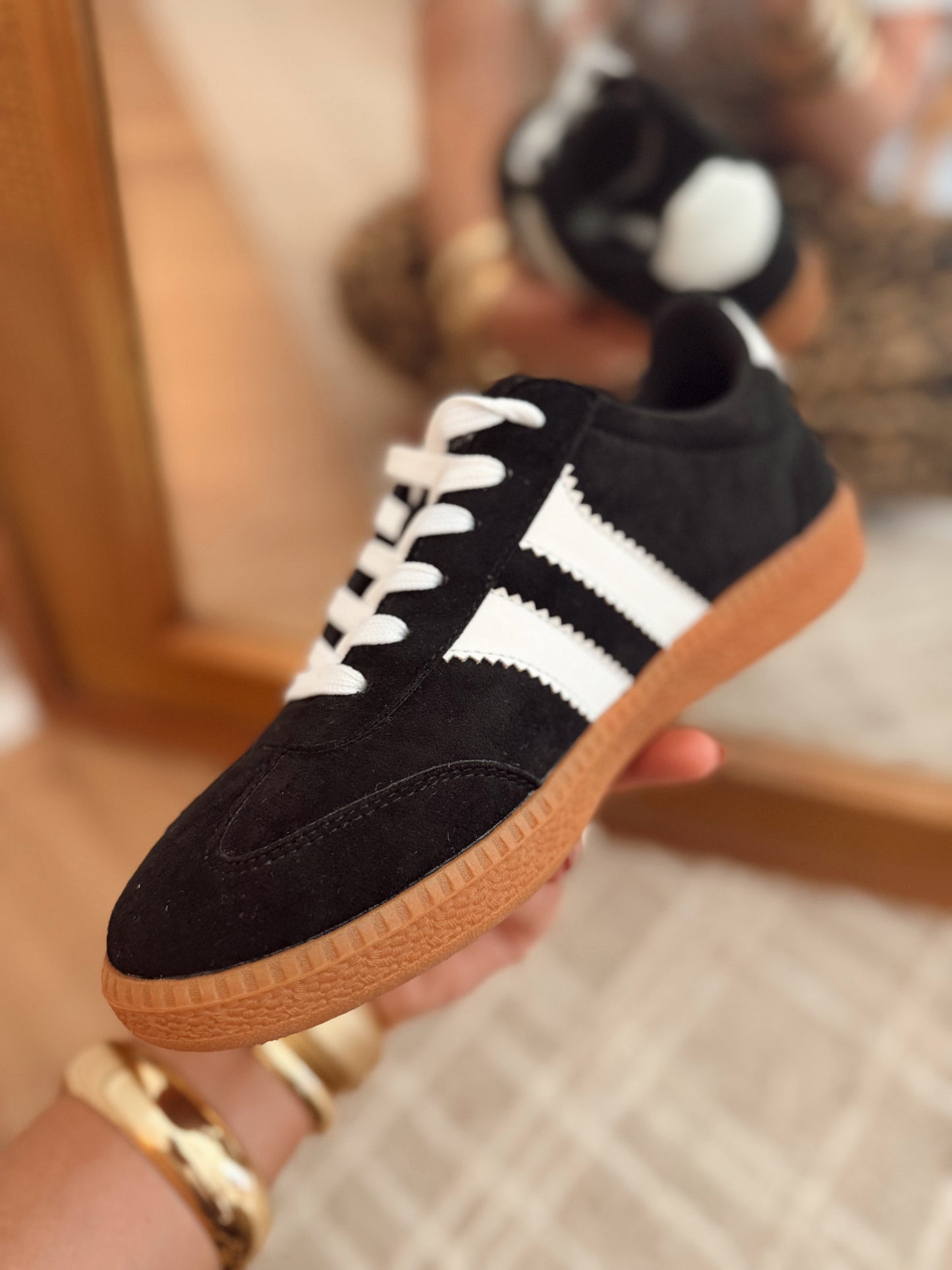 Heads Up Corkys *Black