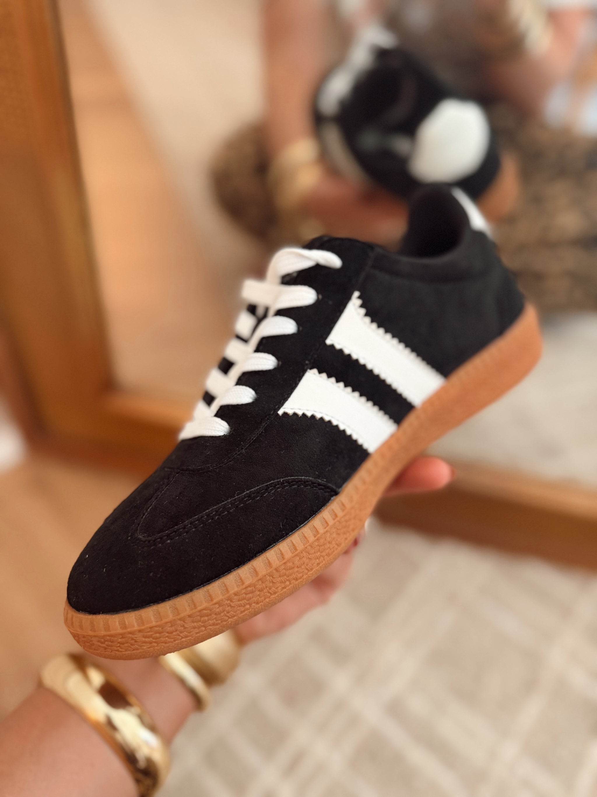 Heads Up Corkys *Black