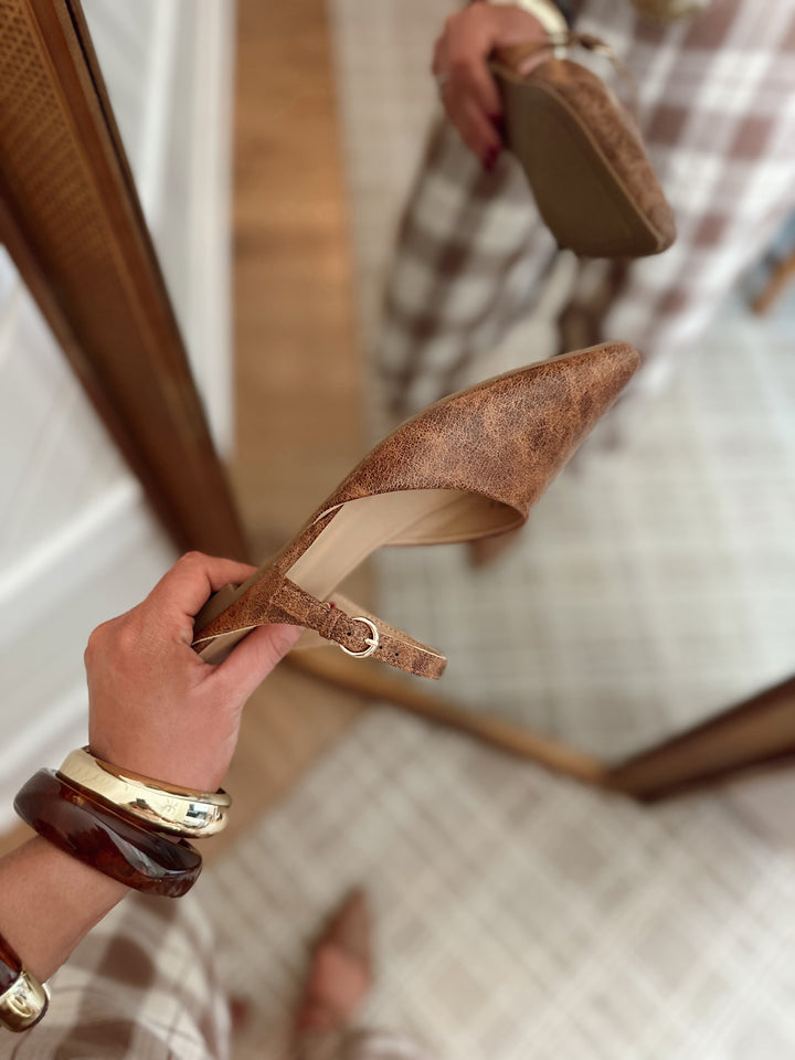 WANNA GRAB DRINKS -Shoes
