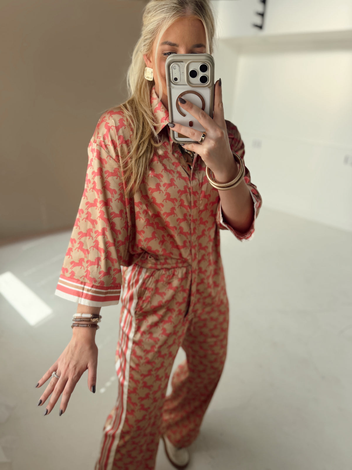 Derby Dainty Set