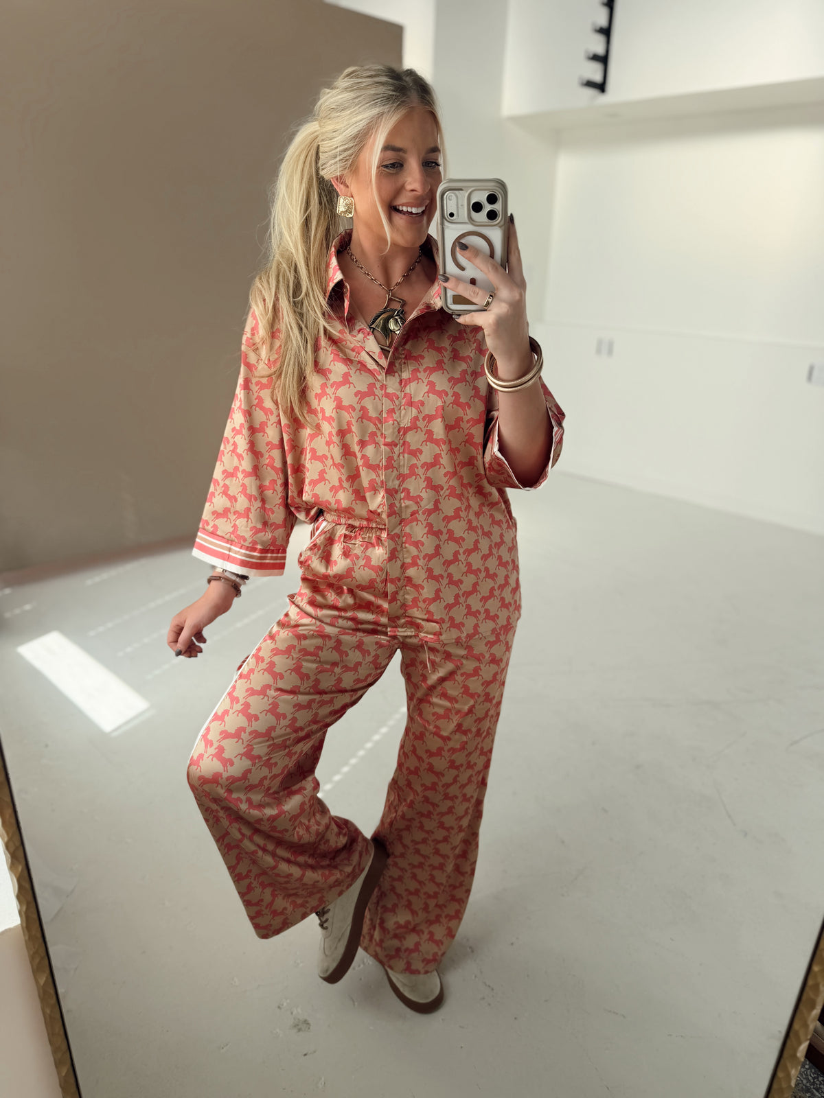 Derby Dainty Set