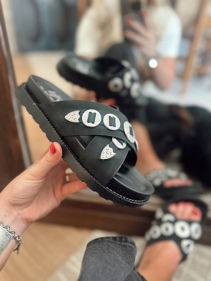 Sheridan Sandals *Black