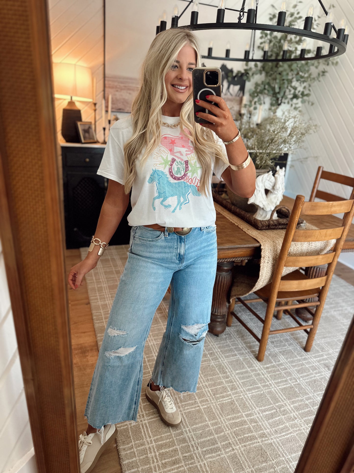 Lucky Cowgirl Graphic