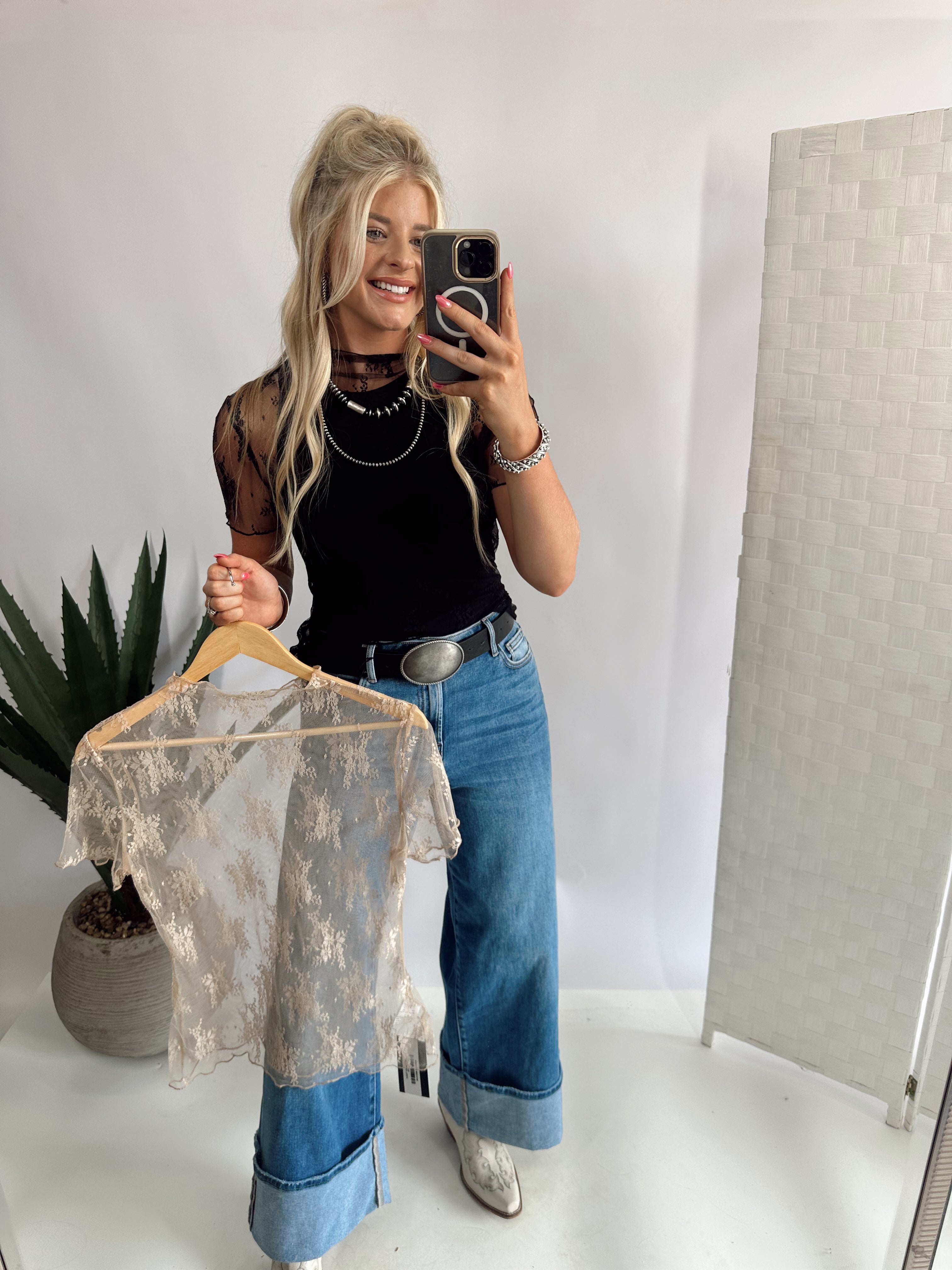 Lacie Mesh Top *Black