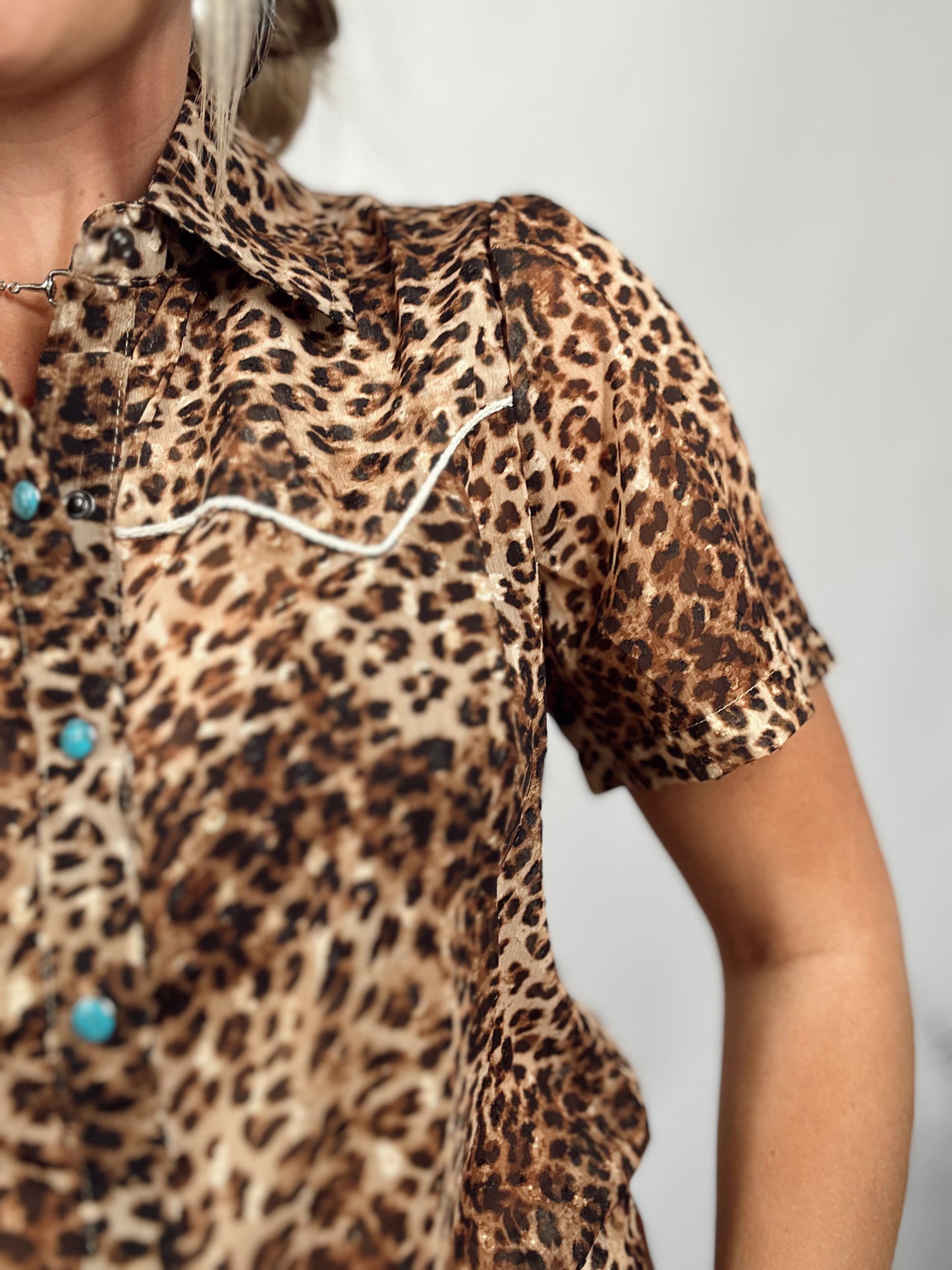 Short Sleeve Western Wild Button