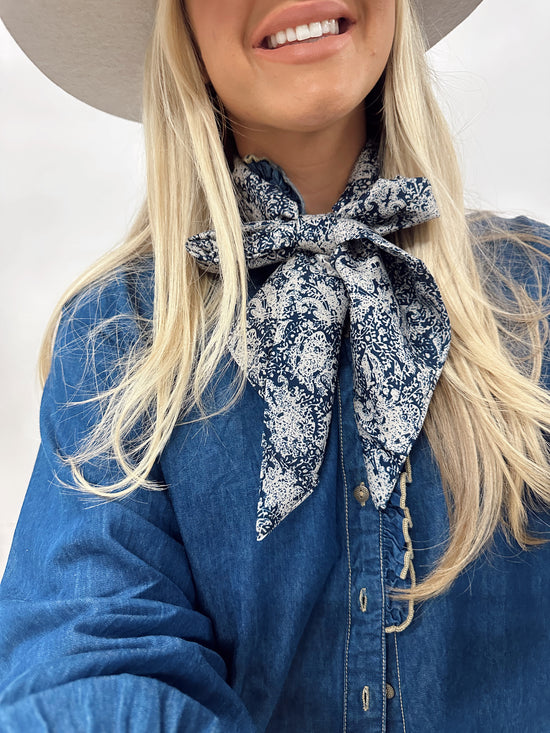 The Western Ivy Scarf