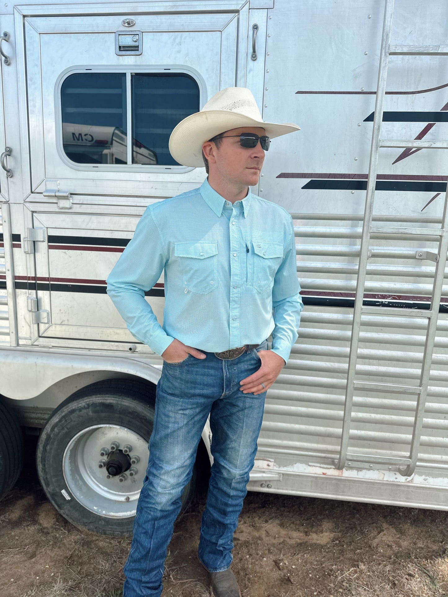 The True Grit RangeVent Performance Shirt- Blue Check