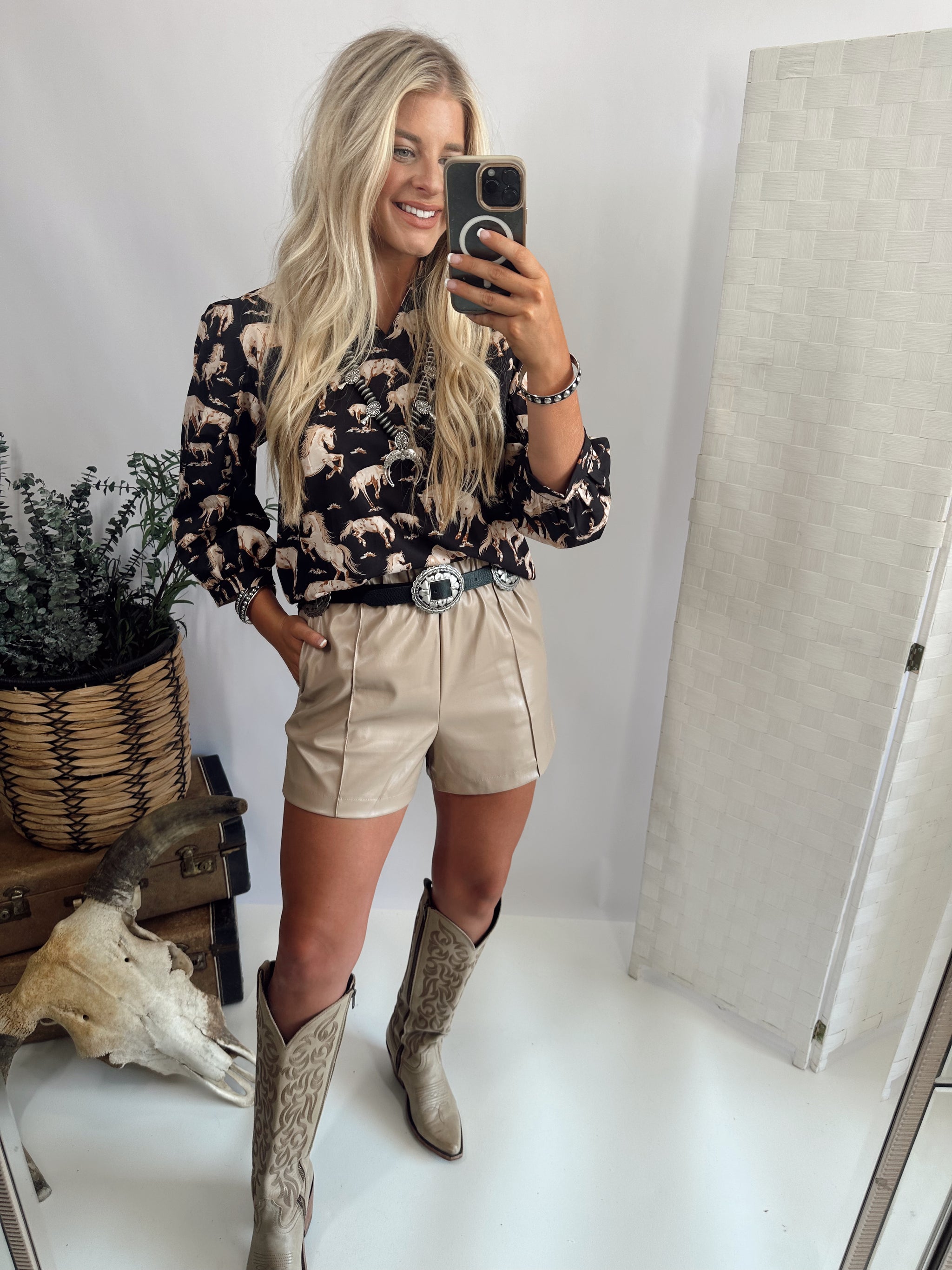 Bellagio Shorts *Taupe