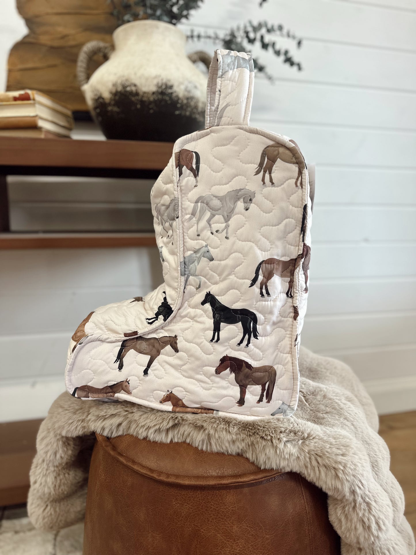 Meadow Herd Linen Quilted Boot Bag