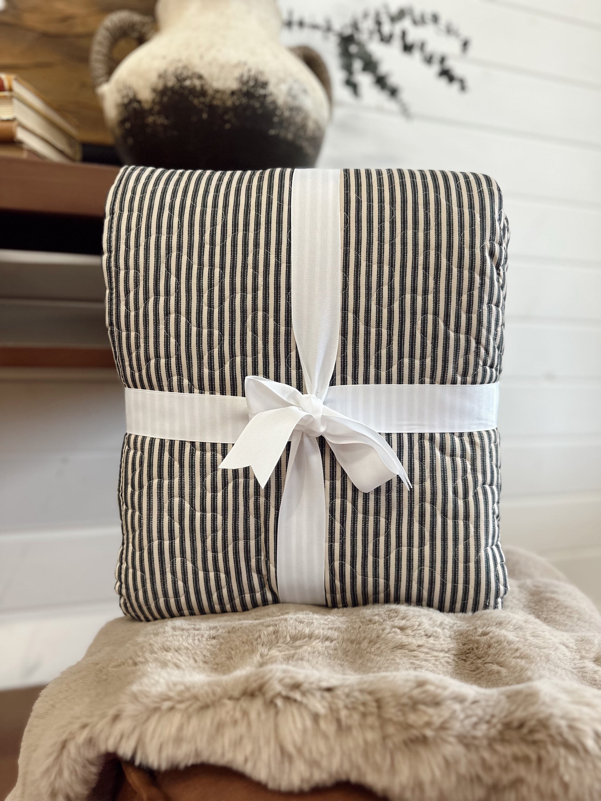 Ticking Stripe Linen/Black King Quilt