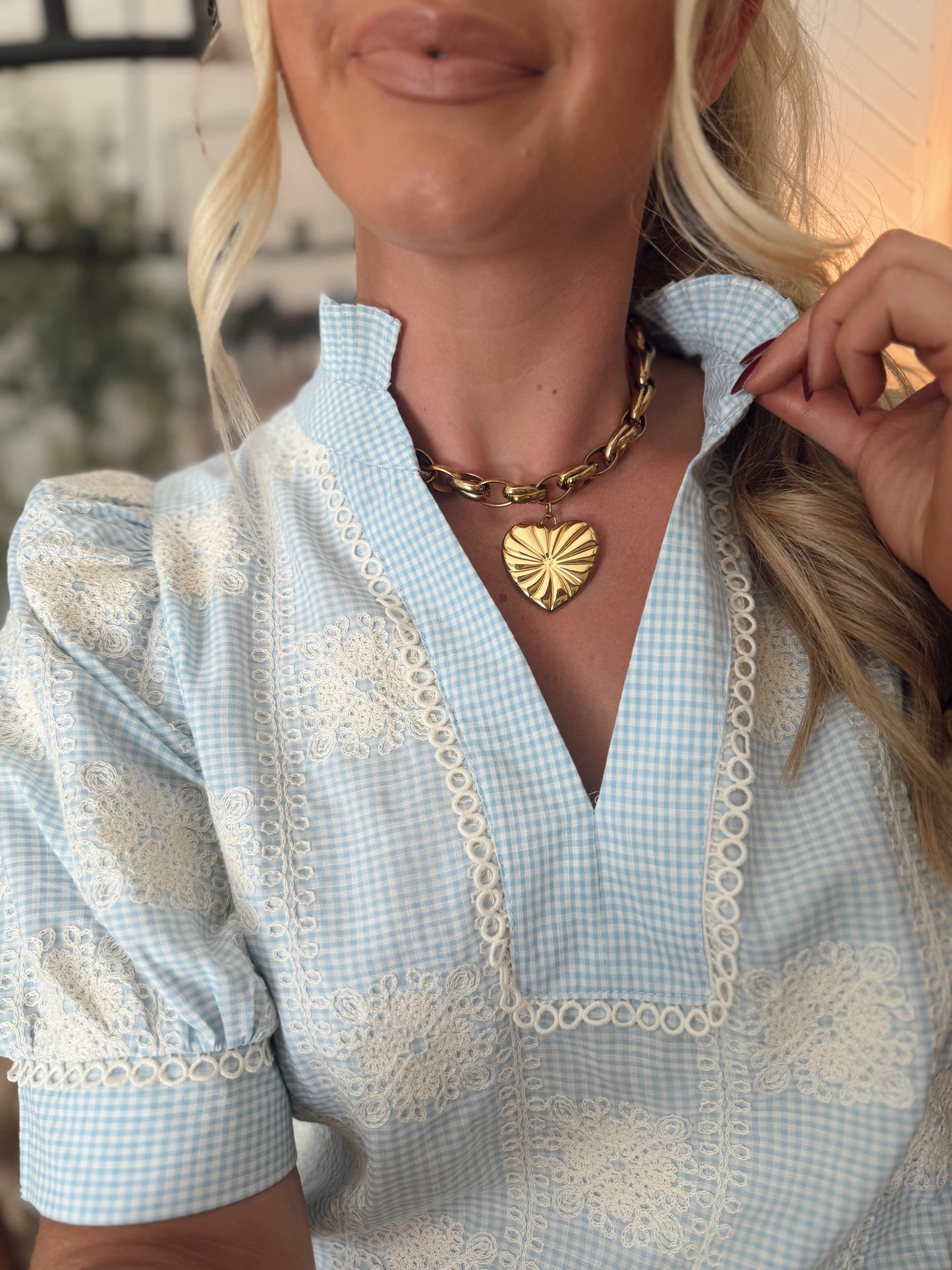 Bursting with Love Chain Necklace