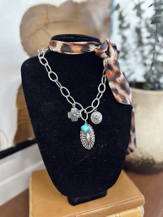 The Texas Necklace