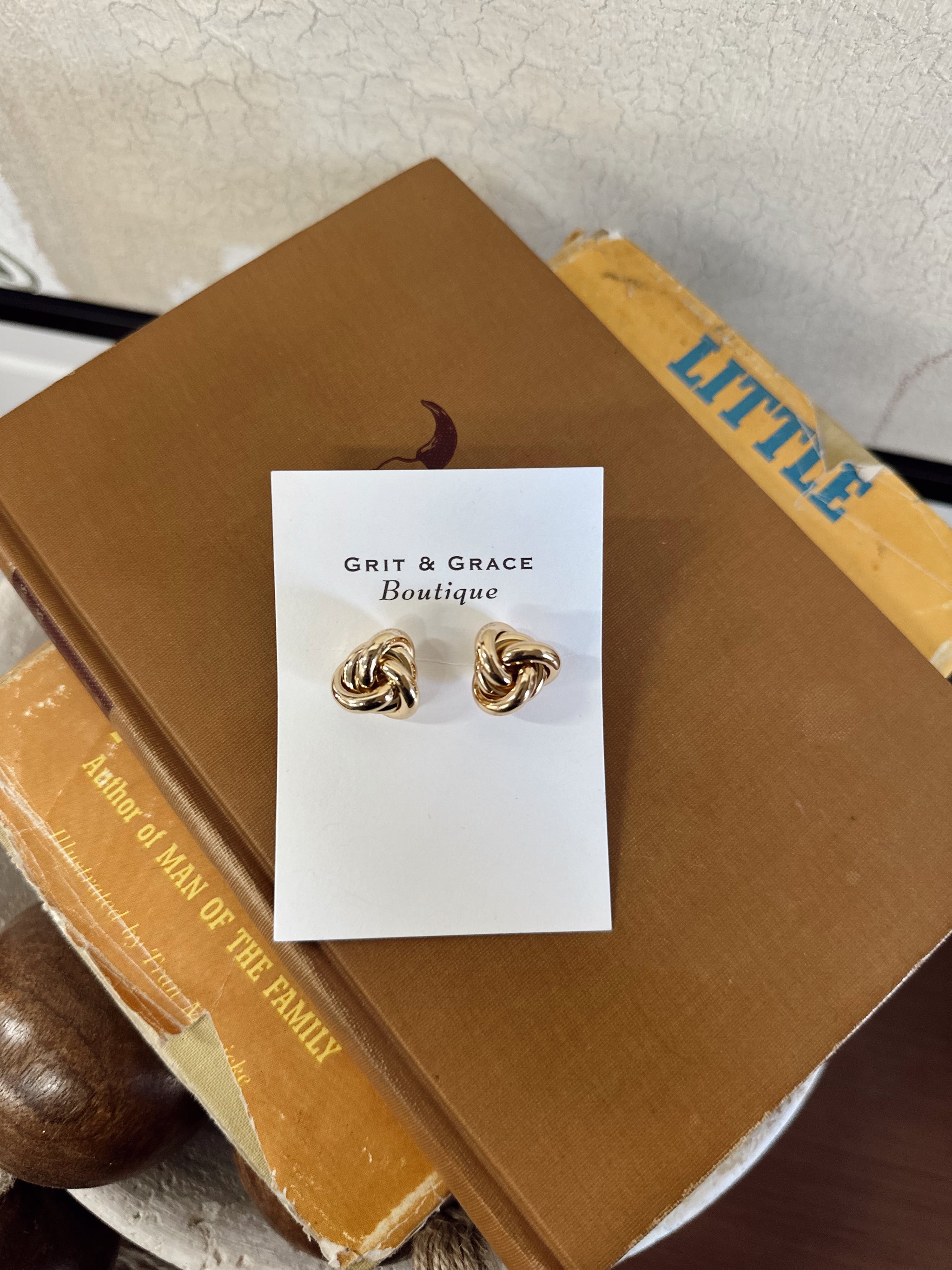 Eli Earrings *Gold