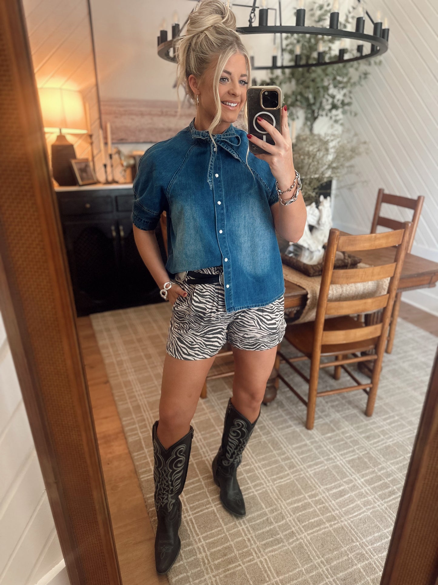 Stripe A Pose Shorts