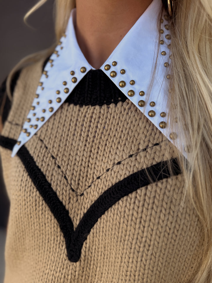 Cher Stud Collar